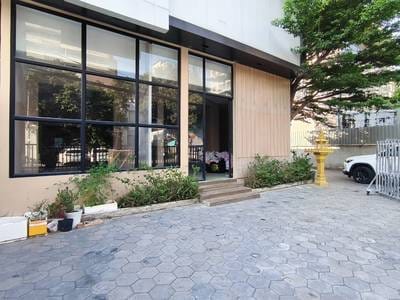 510平方米土地面积的CommercialShophouse出租