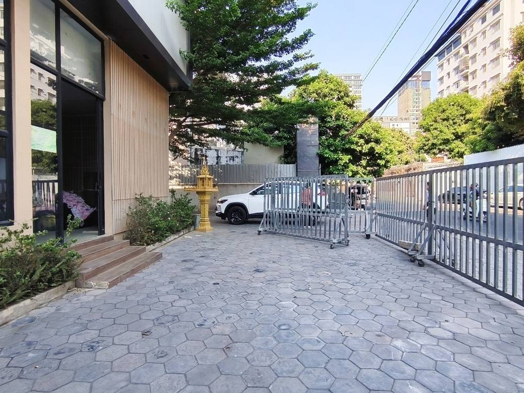 Boeng Keng Kang375平方米使用面积CommercialShophouse出租