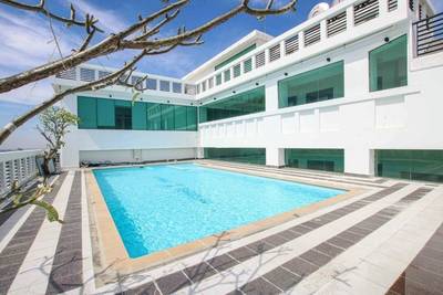 L Residence Boeung Keng Kang III | $80,000 のマンション