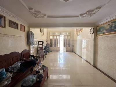 House and lot Na prodej in Russey Keo $100,000