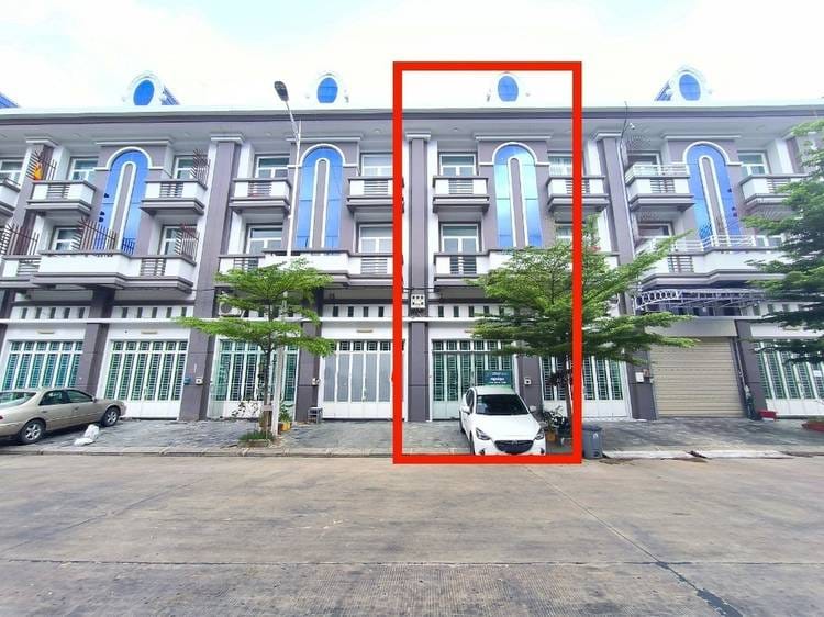 ตึกแถว สำหรับเช่า ใน Chroy Changvar, Phnom Penh