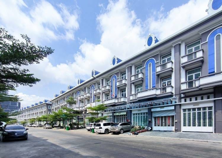 ផ្ទះលក់ដូរ សំរាប់ជួល នៅ Chroy Changvar, Phnom Penh