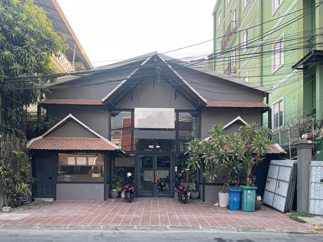 Chamkarmon204平方米使用面积CommercialShophouse出租