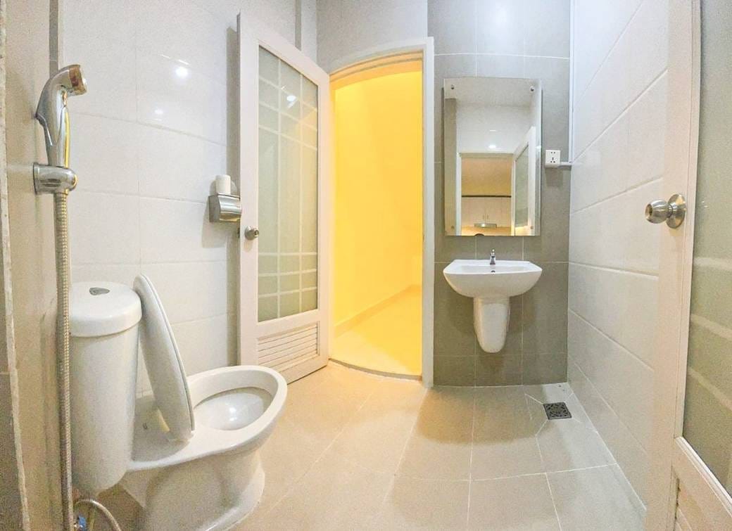 Nirouth Řadový dům K pronájmu in Nirouth