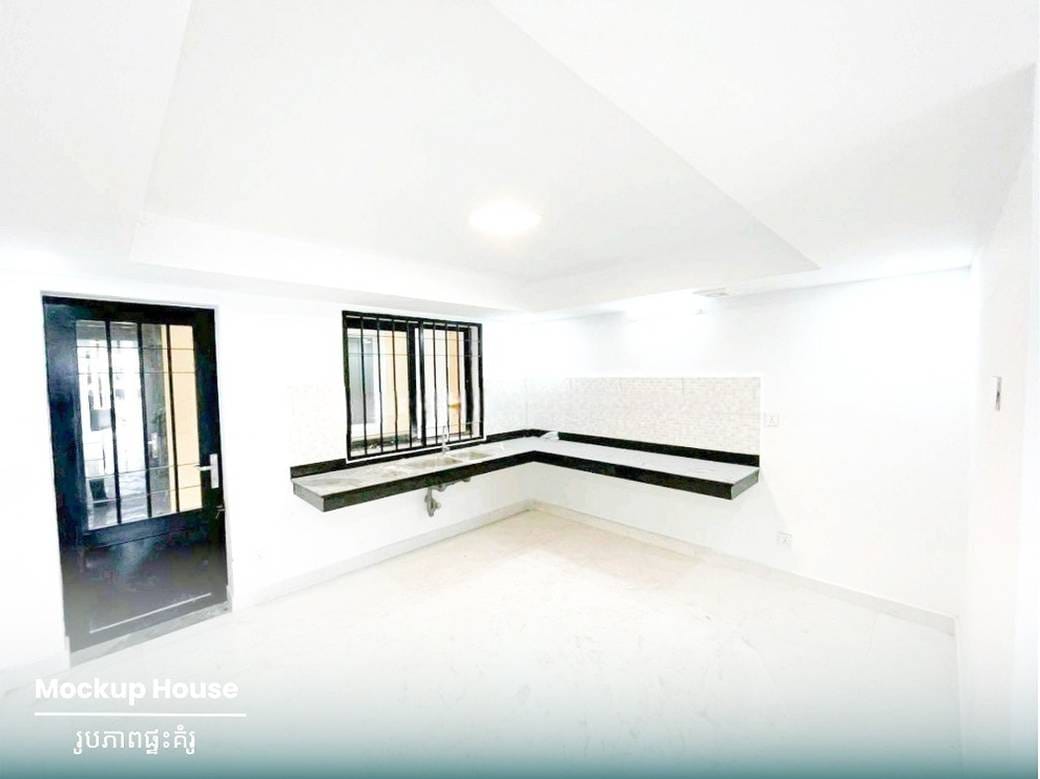 Chroy Changvarの店舗付住宅売り物件 $350,000