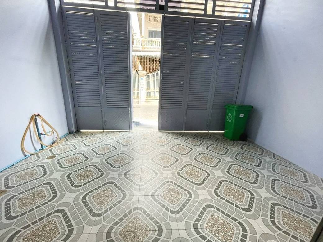 $700 店屋