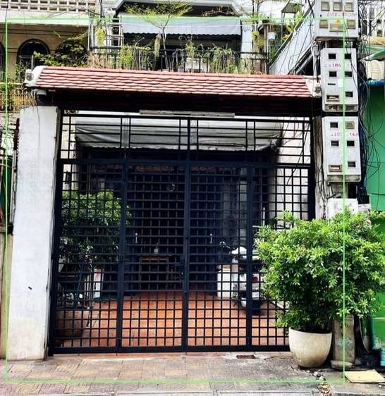CommercialShophouse K pronájmu in Boeng Keng Kang $700