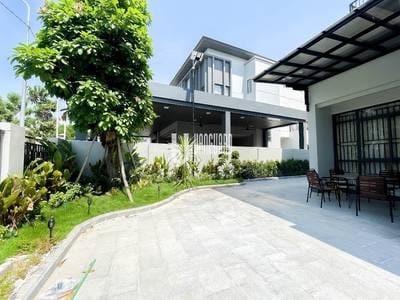 Willa Na wynajem o powierzchni działki 425.5 m²