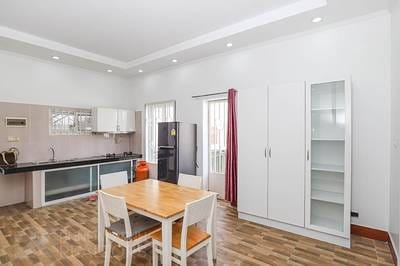 50 sqm Land Size Flat House K pronájmu
