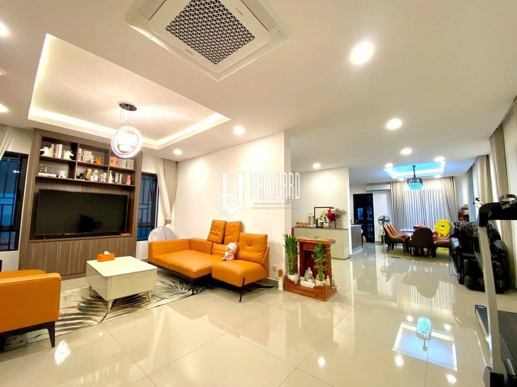 Bâtiment À vendre de 253 m² de terrain
