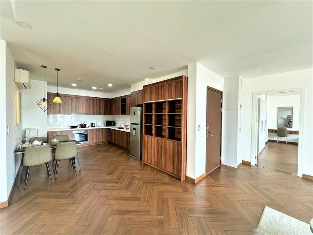 155 sqm Living Size Apartment For Rent in Boeng Keng Kang
