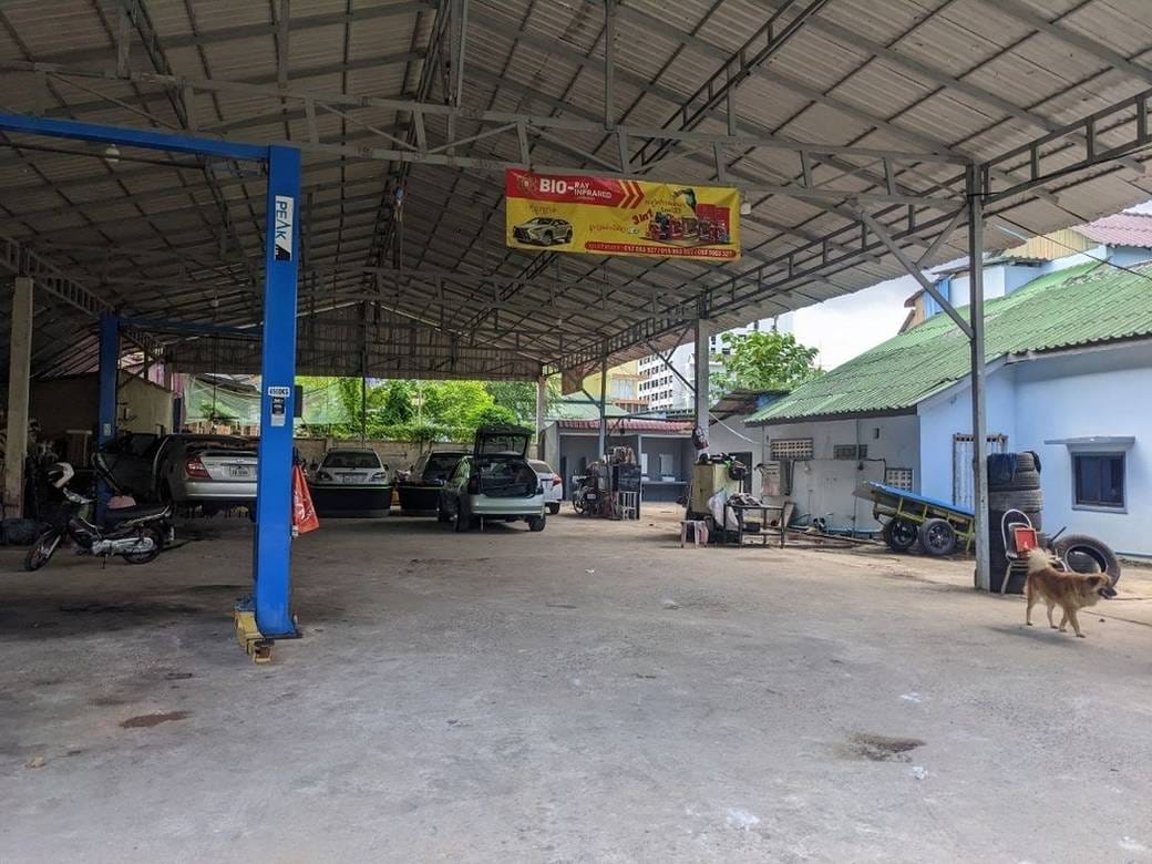 อาคาร สำหรับเช่า ใน Sihanoukville $1,500
