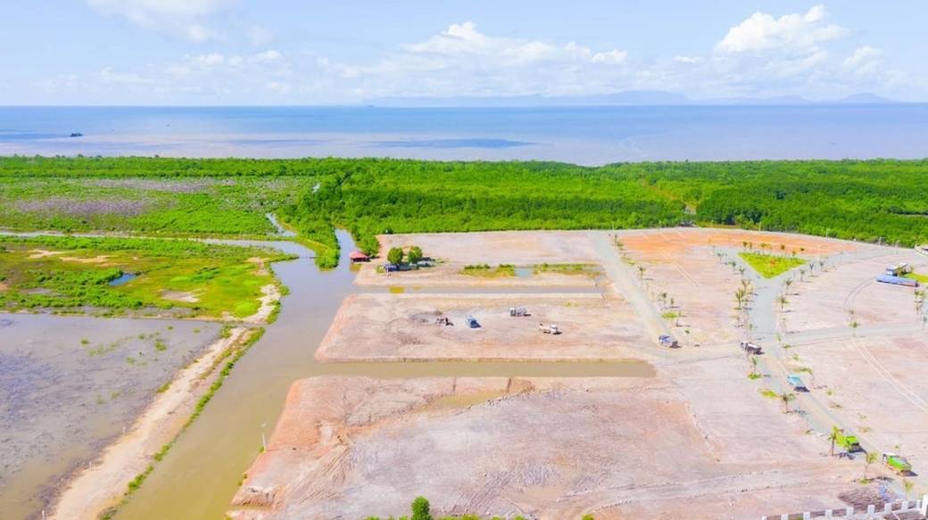 Lot សំរាប់លក់ ទំហំដី 74,000 ម៉ែត្រការ៉េ
