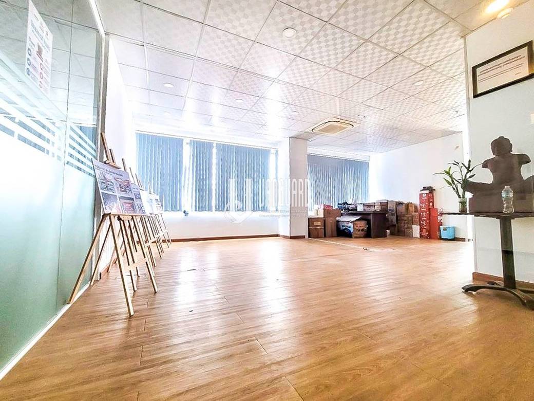 72 sqm Living Size Offices For Rent in 7 Makara