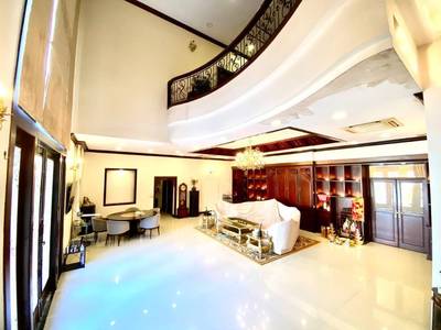 $5,500 Vila