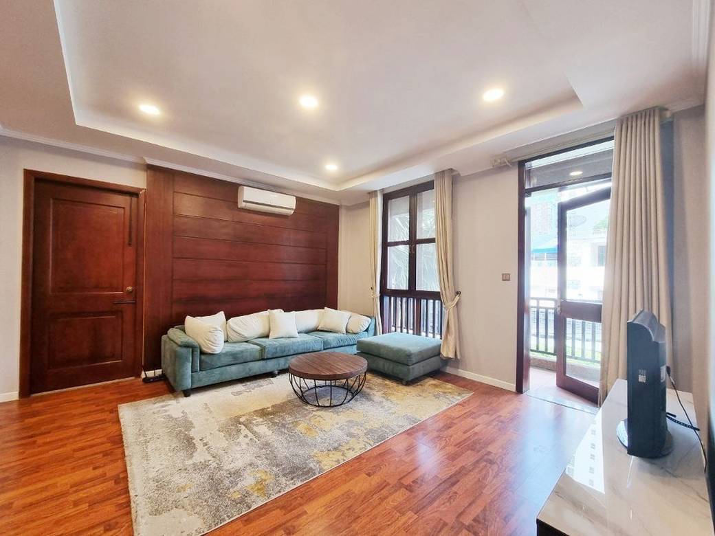$1,500 Flat