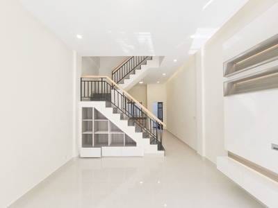 ផ្ទះជាប់គ្នា តម្លៃ $130,000