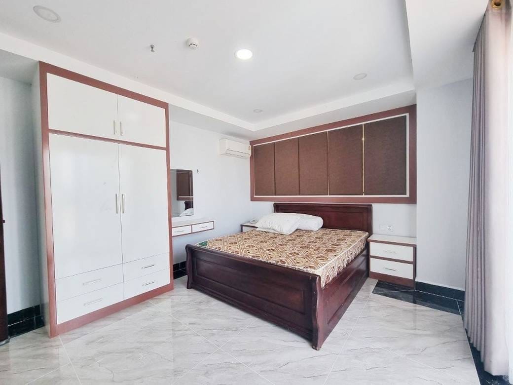 Appartement À louer de 120 m² habitables à Boeng Keng Kang
