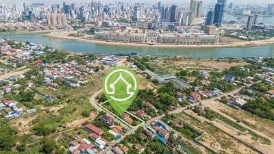Chbar Ampov土地For Sale & Rent，价格$5,220,000