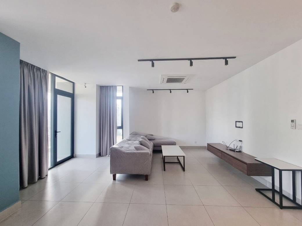 Mieszkanie Na wynajem o powierzchni mieszkalnej 140 m² w Boeng Keng Kang