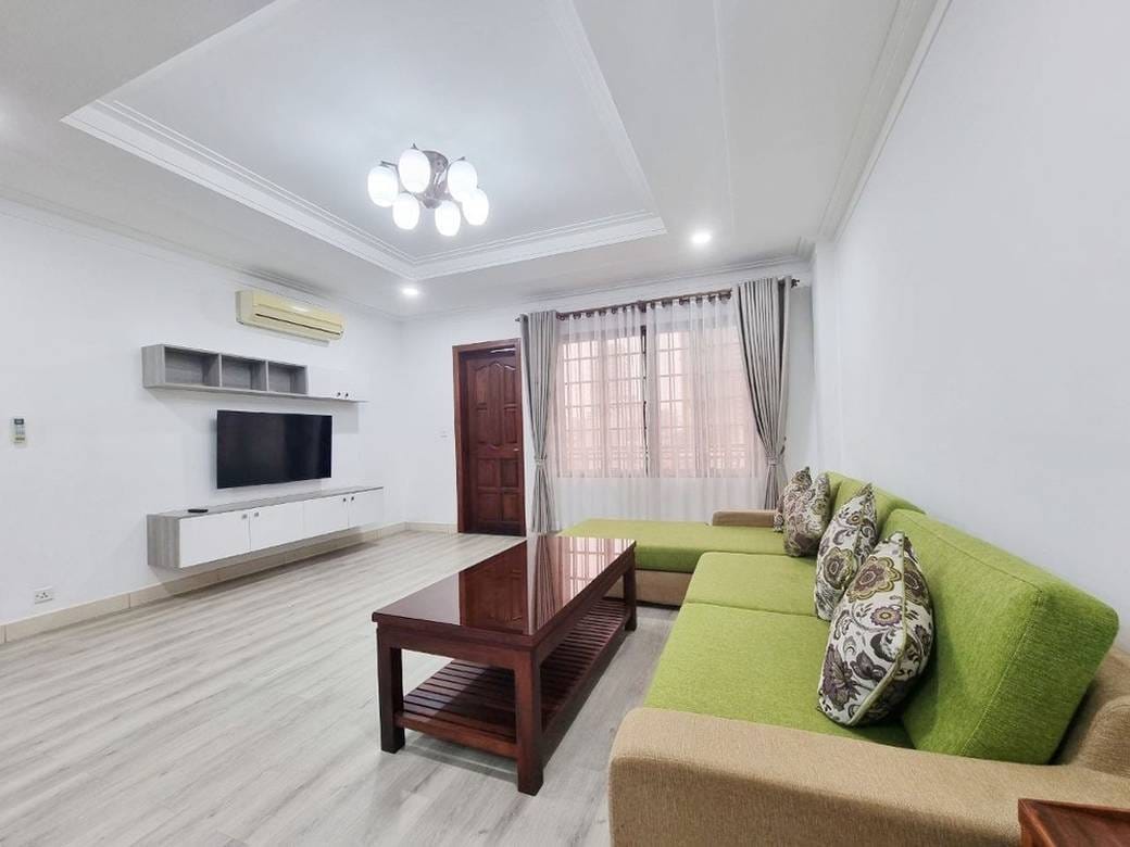 Apartment For Rent with 1 Parking Space
