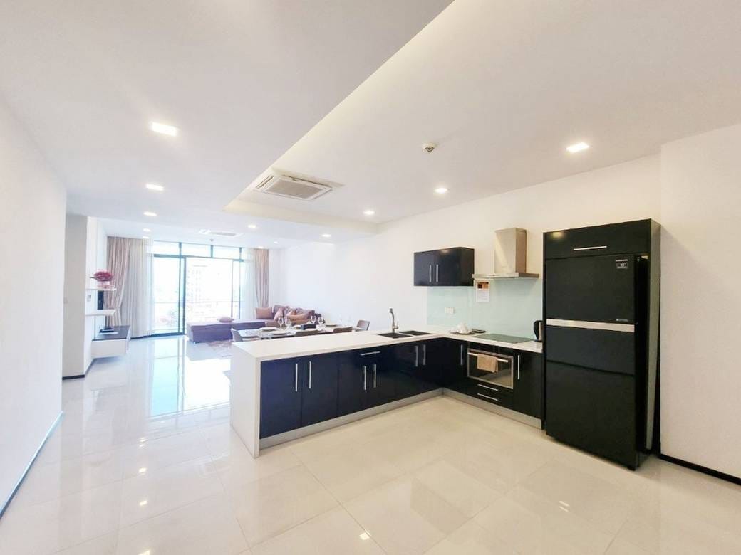 Apartment For Rent with 1 Parking Space