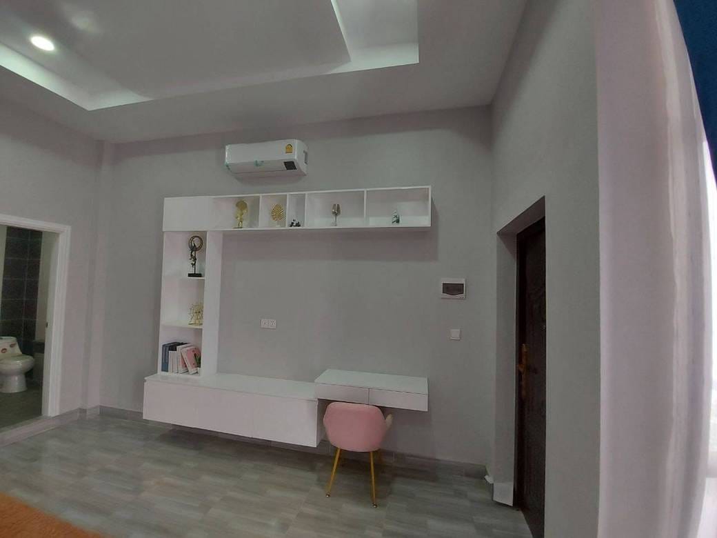 13 sqm Land Size Vila Na prodej