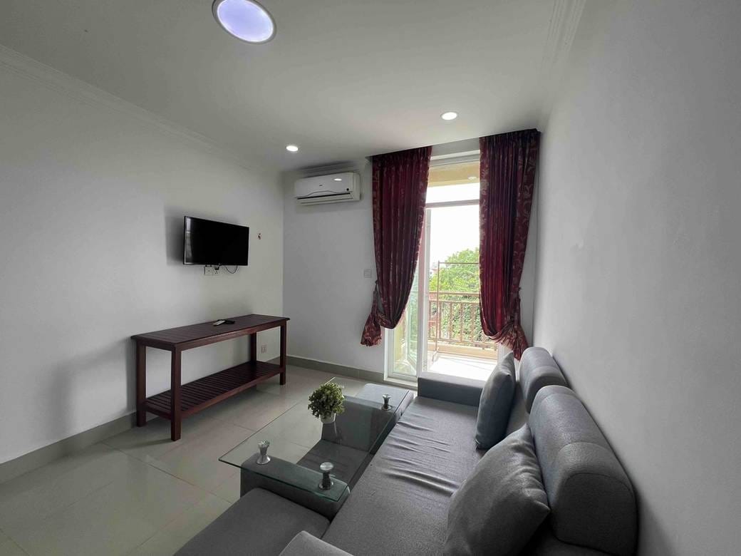 $350 Apartament z obsługą