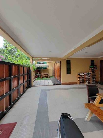 $390,000 Villa