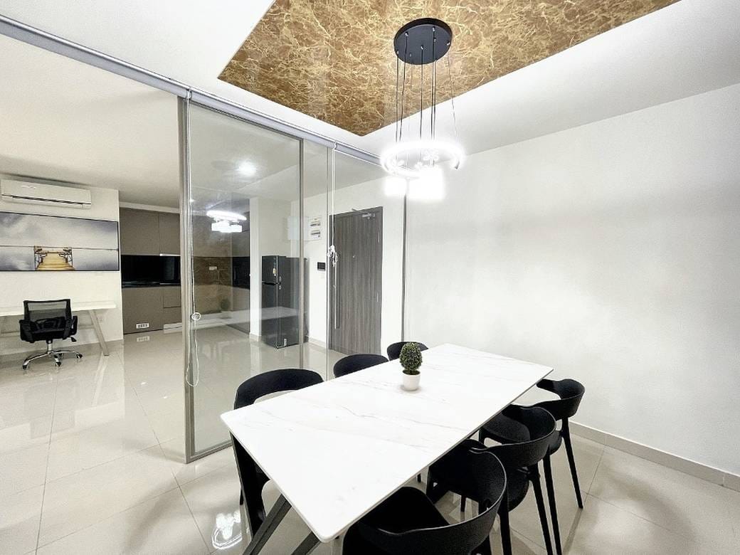 The Peak Residences | Zařízeno Condo K pronájmu