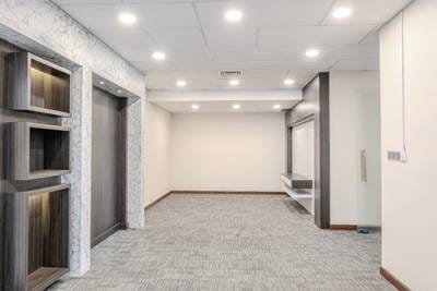 250 sqm Living Size Kanceláře K pronájmu in Daun Penh