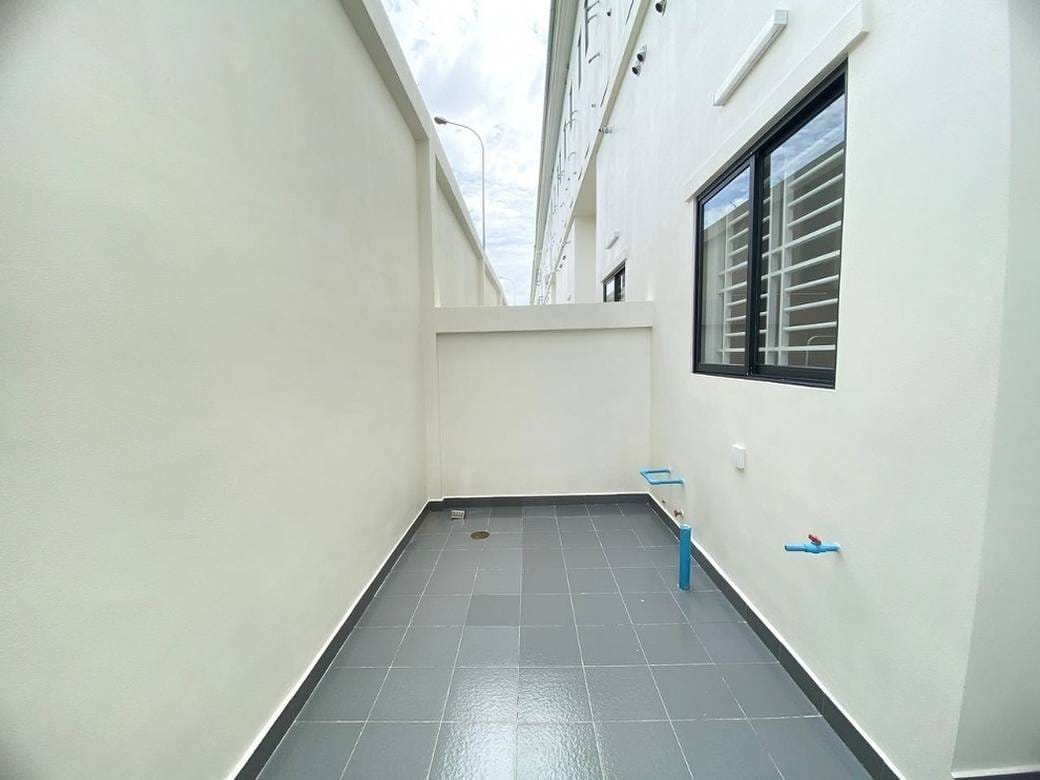 ផ្ទះលក់ដូរ តម្លៃ $700