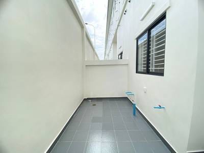 ផ្ទះលក់ដូរ តម្លៃ $700