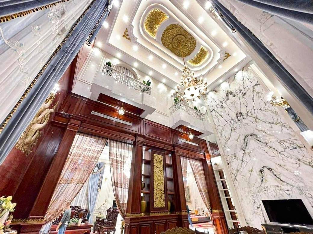 Vila For Sale & Rent in Preaek Pra, Chbar Ampov, Phnom Penh