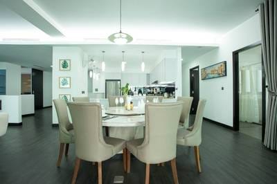Zařízeno Penthouse K pronájmu