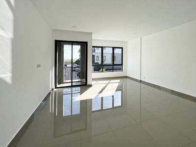 4 Bedrooms Villa For Sale for $175,000