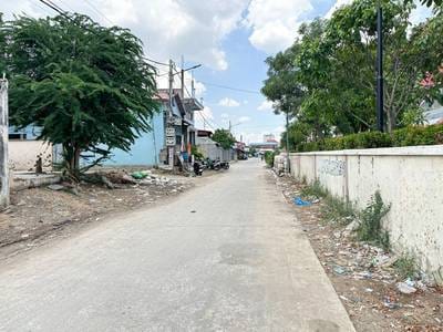 Lot À vendre de 550 m² de terrain