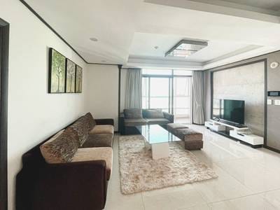 De Castle Royal Condominium | Condo For Rent in Boeng Keng Kang $3,500