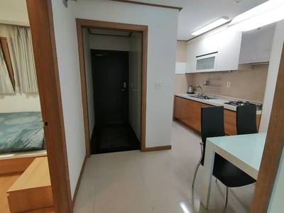 De Castle Royal Condominium | Condo K pronájmu in Boeng Keng Kang $650
