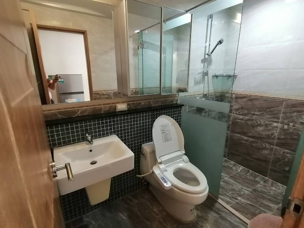 De Castle Royal Condominium | Zařízeno Condo K pronájmu