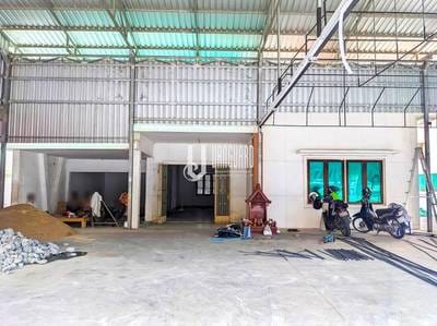 ឃ្លាំង សំរាប់ជួល នៅ, បឹងកក់២, ទួលគោក, ភ្នំពេញ