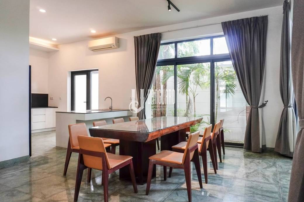 Vila K pronájmu in Tonle Bassac, Chamkarmon, Phnom Penh