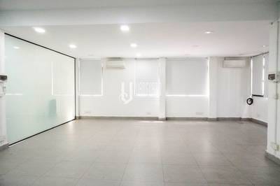 70 sqm Living Size Kanceláře K pronájmu in Daun Penh