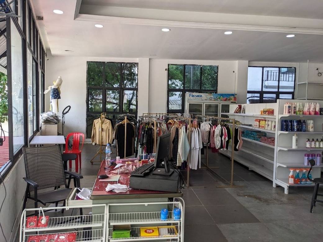 Sihanoukvilleの小売店賃貸物件 $1,000