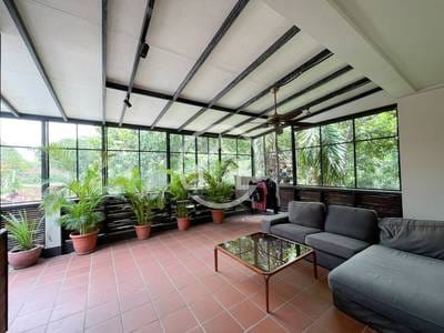7 Bedrooms Vila K pronájmu for $2,500