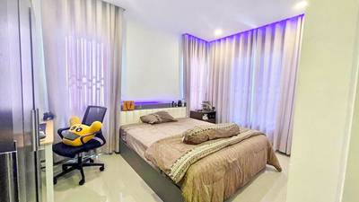322 sqm Land Size Villa For Rent
