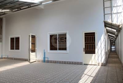 $3,000 Maison-boutique