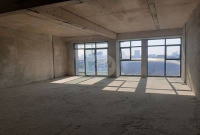 Chroy Changvarの建築For Sale & Rent $1,700,000