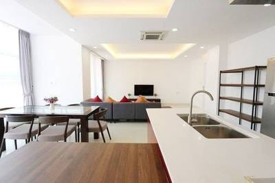 148 sqm Living Size Apartment For Rent in Boeng Keng Kang