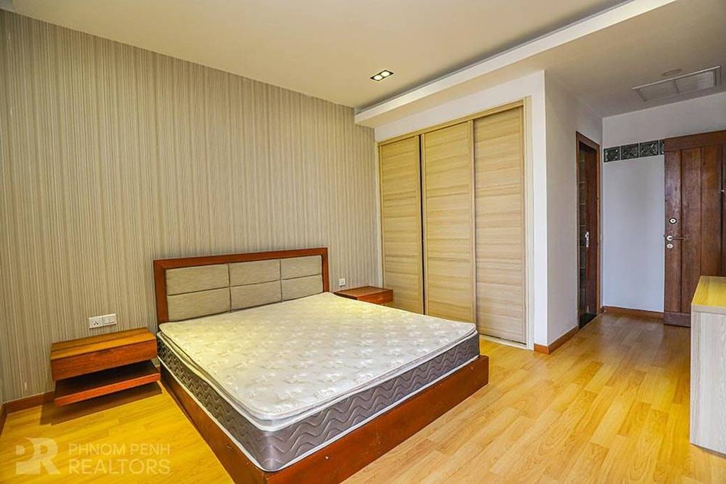 Condo Na wynajem w Daun Penh $1,100